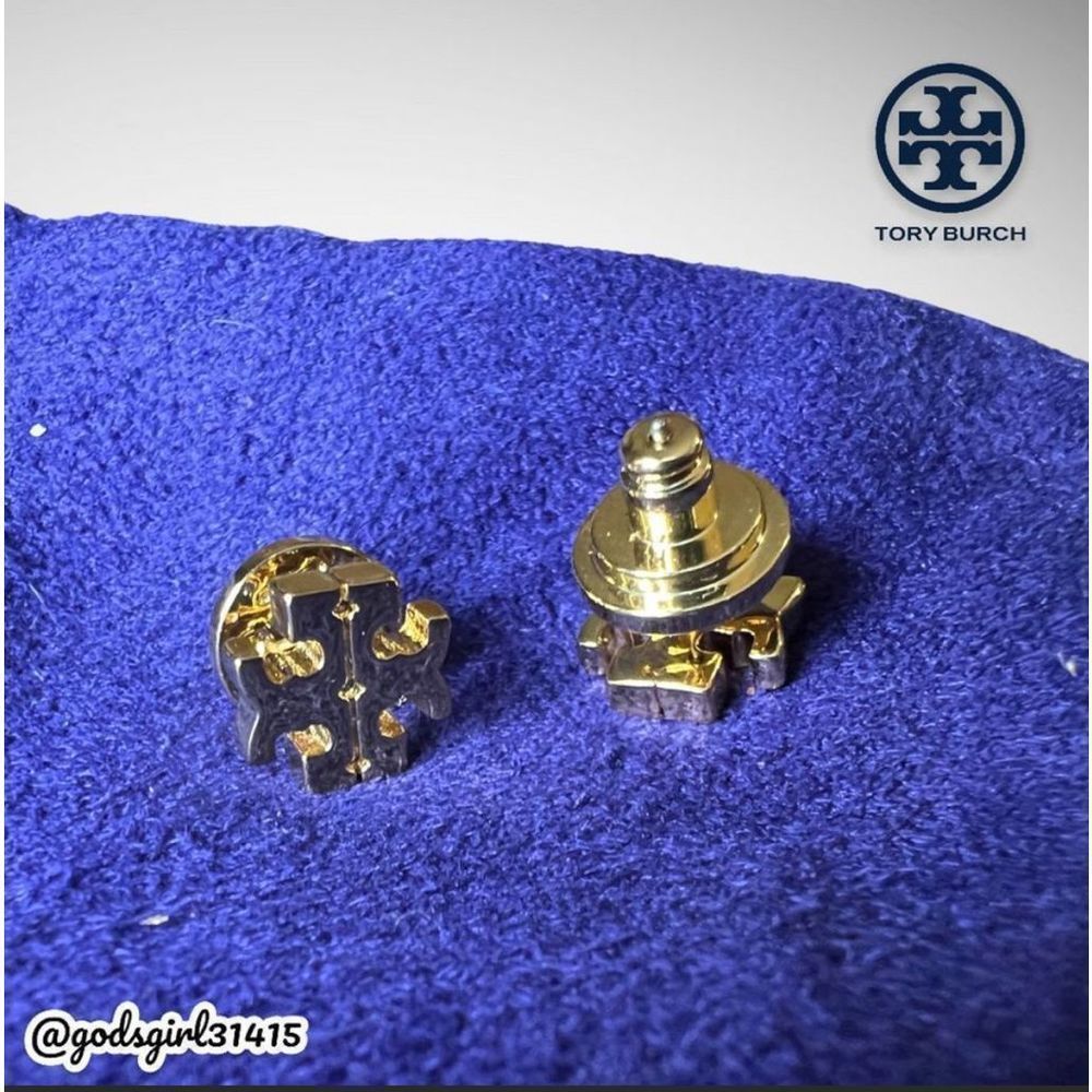 NWT Tory Burch 18K Gold Plated Kira Logo Stud Earrings & Dust Bag $78 - Picture 4 of 12